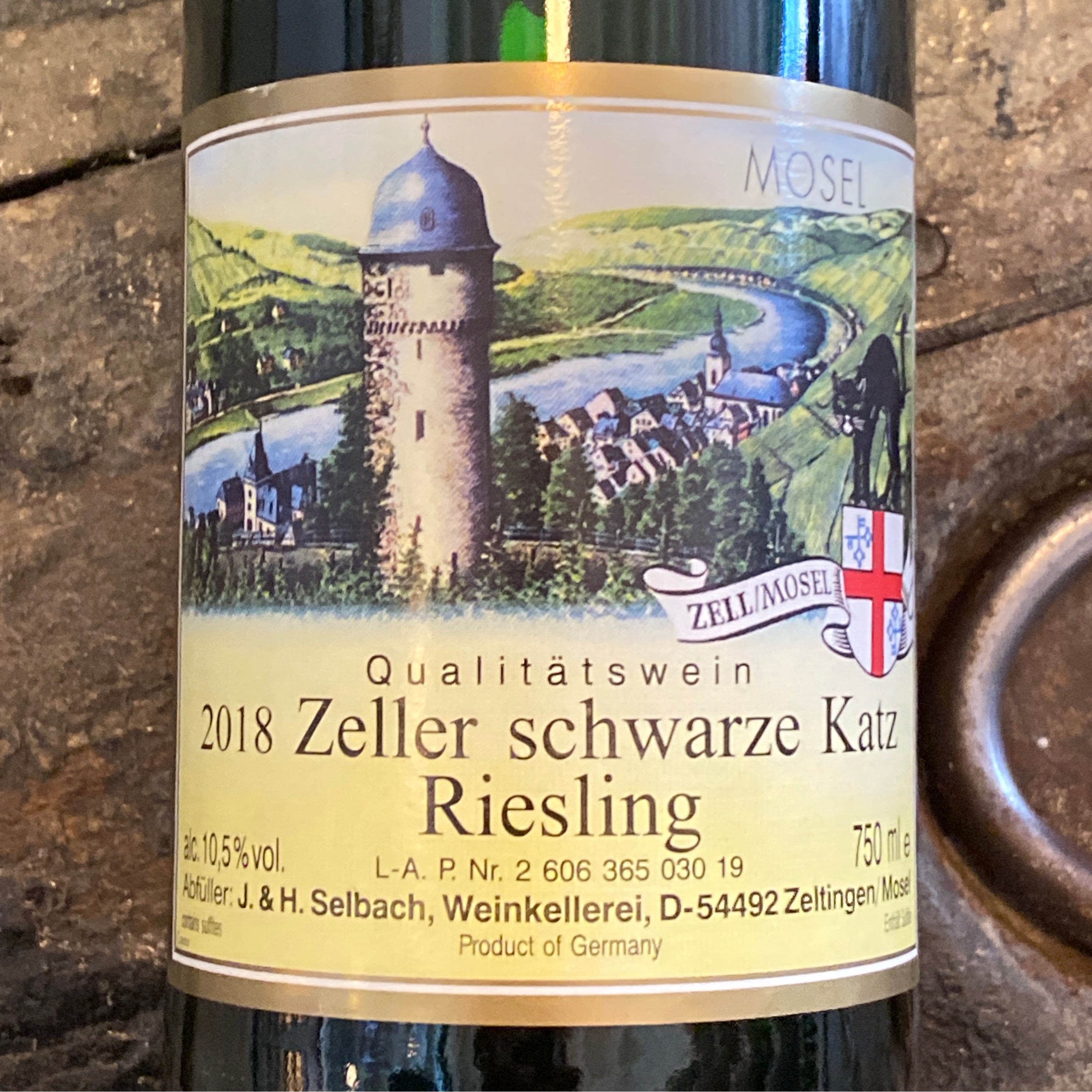 J. & H. Selbach, Zeller Schwarze Katz Riesling 2018, 750mL