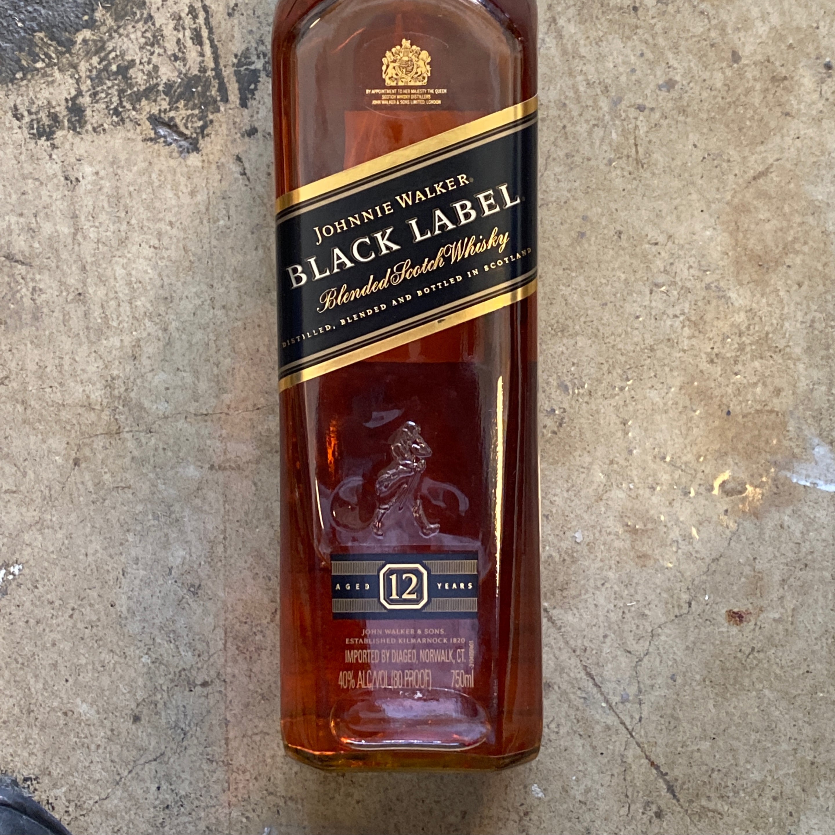 Johnnie Walker, Black Label Blended Scotch Whisky 750mL