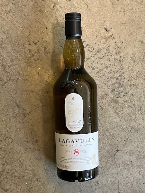 Lagavulin 8 years Islay Single Malt Scotch Whisky Limited Edition Regular