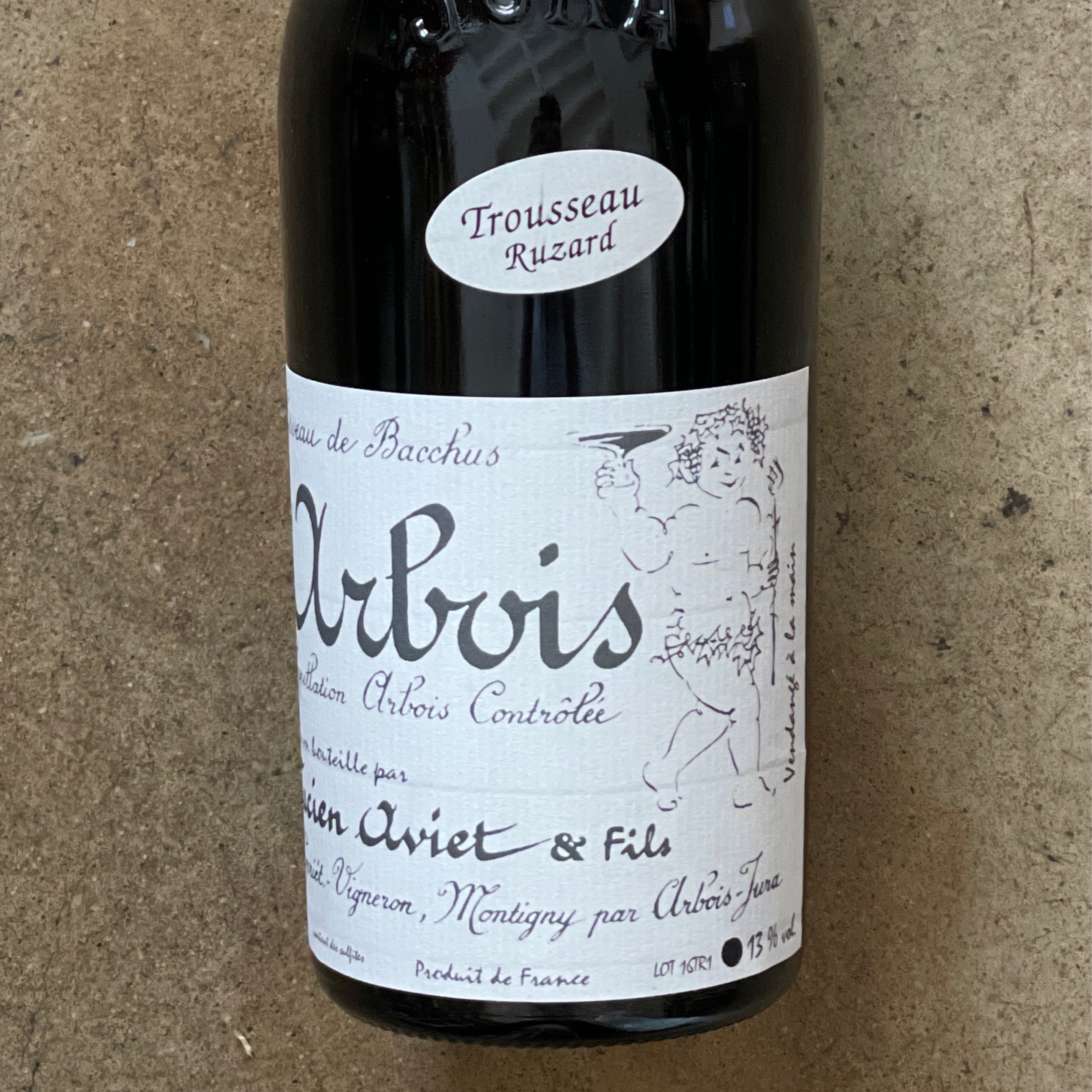 Lucien Aviet & Fils, Le Caveau de Bacchus Trousseau Geologues "Ruzard" 2016, 750mL
