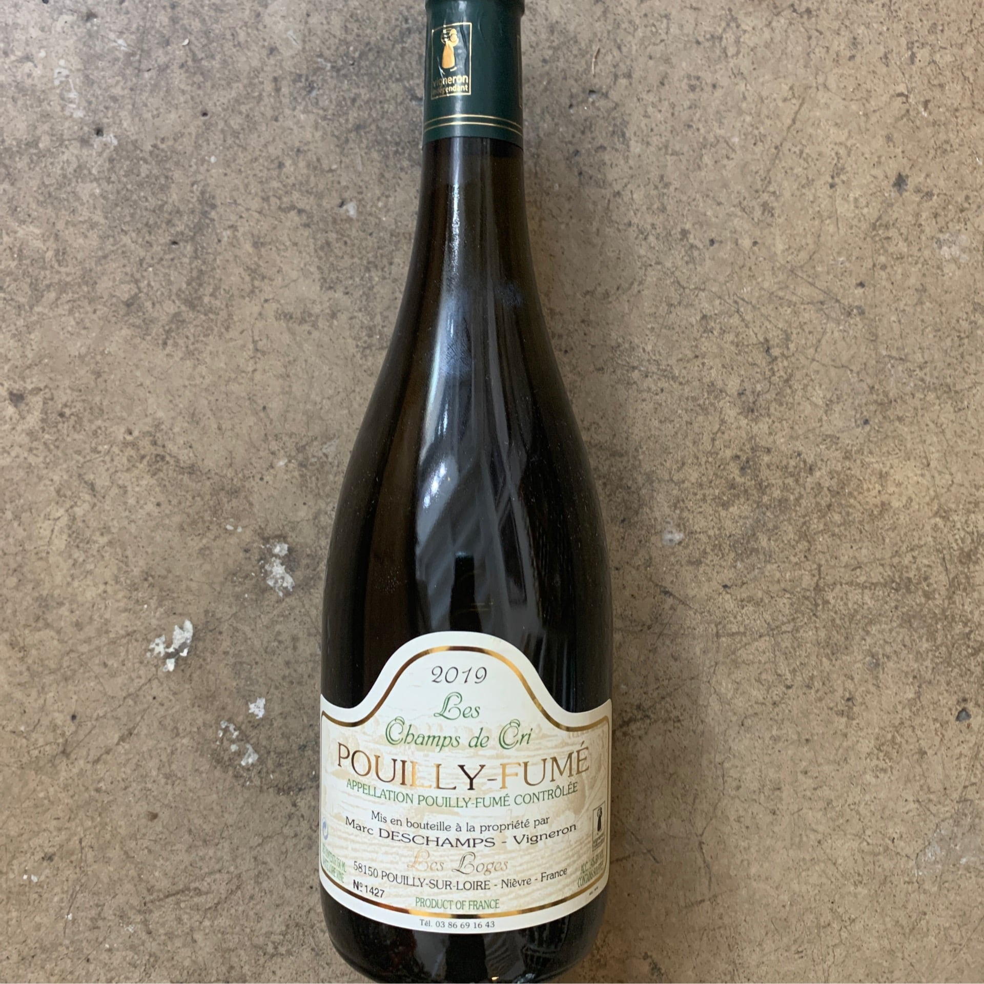 Marc Deschamps, "Les Champs de Cri" Pouilly Fumé 2022 750 ML 2022, 750 mL