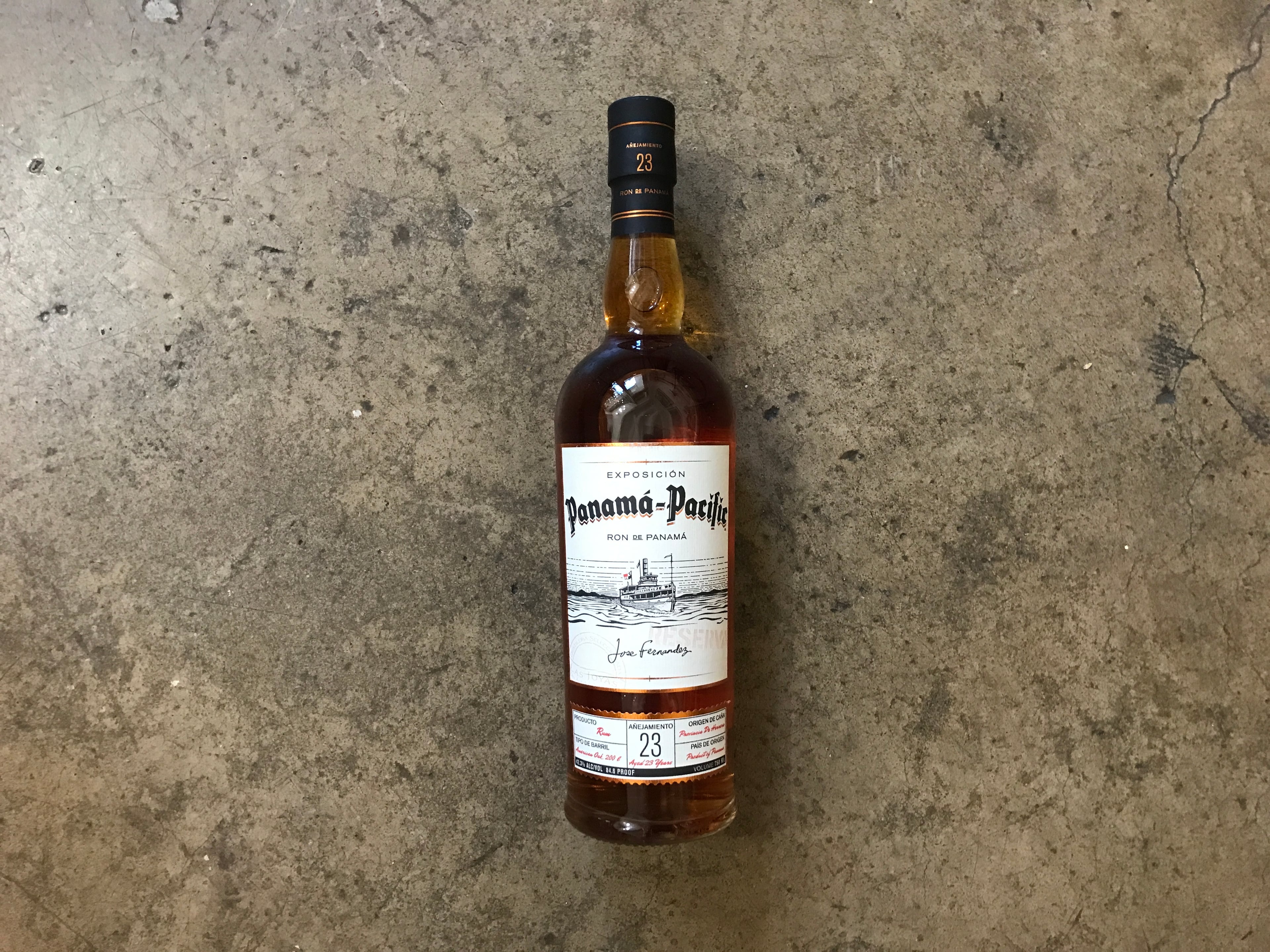 Panamá-Pacific, 23 Years Old Exposición Rum 750mL